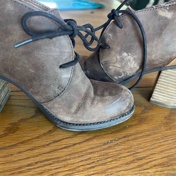 Tommy Hilfiger Brown Leather Women's Ankle Boots size 6 - Picture 10 of 10